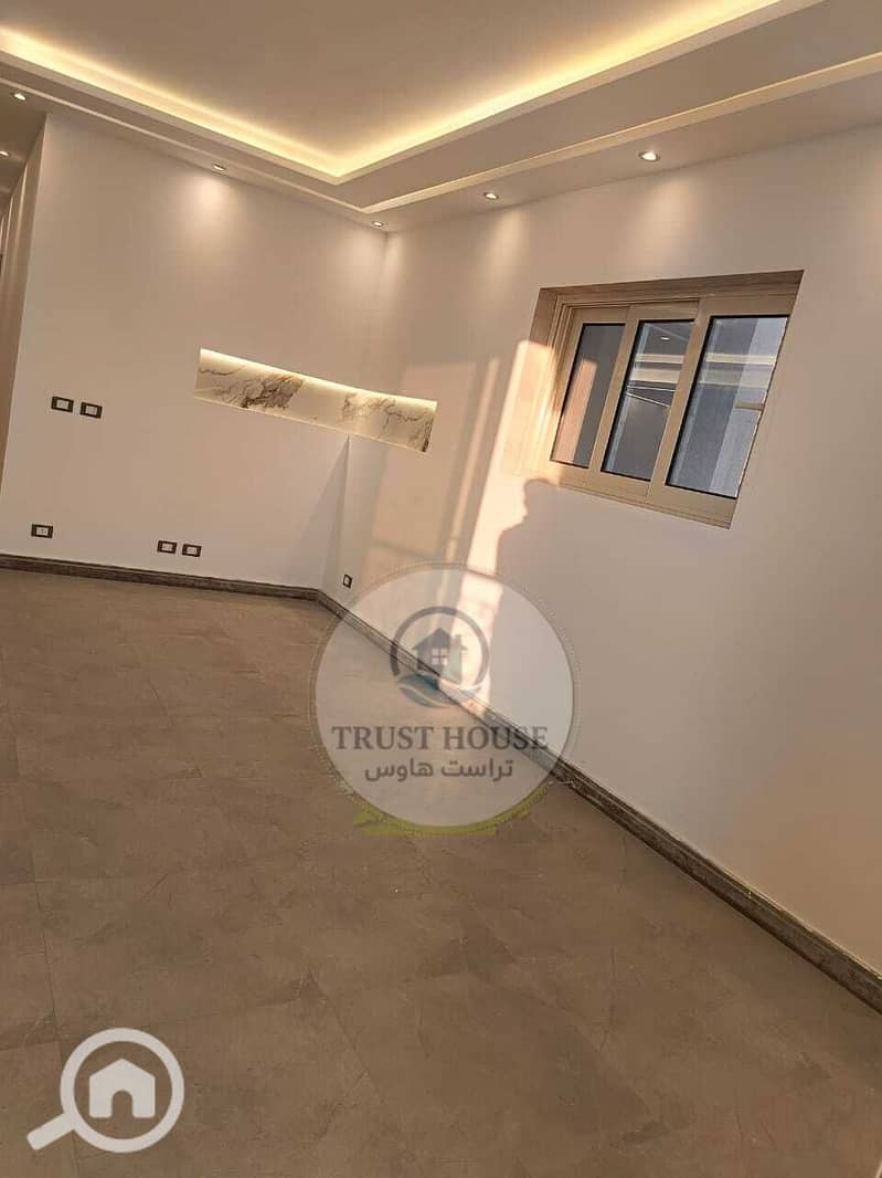 18 WhatsApp Image 2025-11-09 at 20.32. 36 (2). jpeg