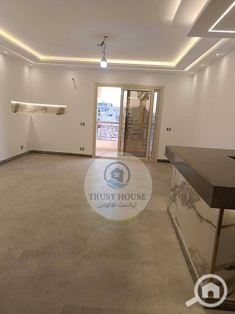 24 WhatsApp Image 2025-11-09 at 20.32. 38 (1). jpeg