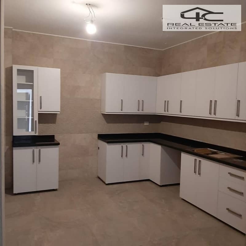 5 WhatsApp Image 2025-11-10 at 16.56. 55 (1). jpeg