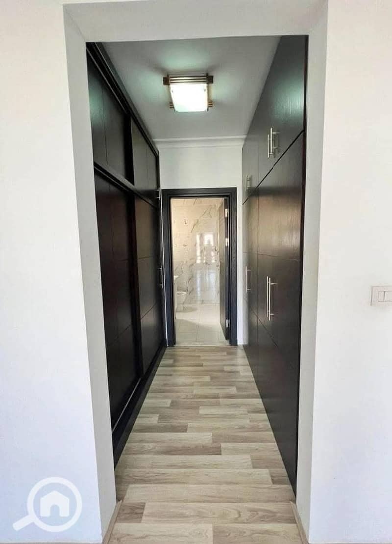 2 FB_IMG_1757497882429. jpg