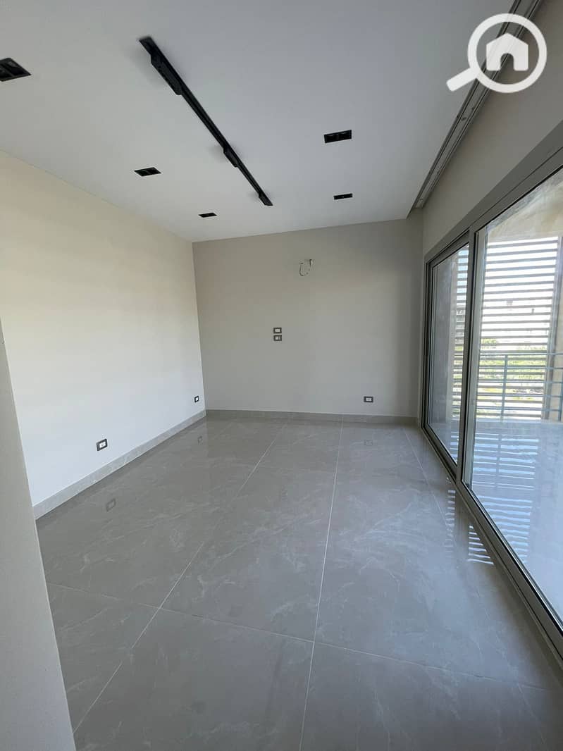 5 WhatsApp Image 2025-11-03 at 4.57. 45 PM. jpeg