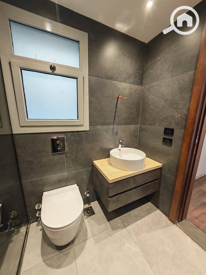 8 WhatsApp Image 2025-11-03 at 4.59. 44 PM (3). jpeg