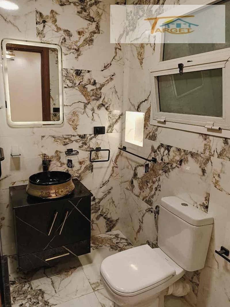 17 bfb5dbb9-eab1-4f2e-8036-46b9dbfcc754. jpg