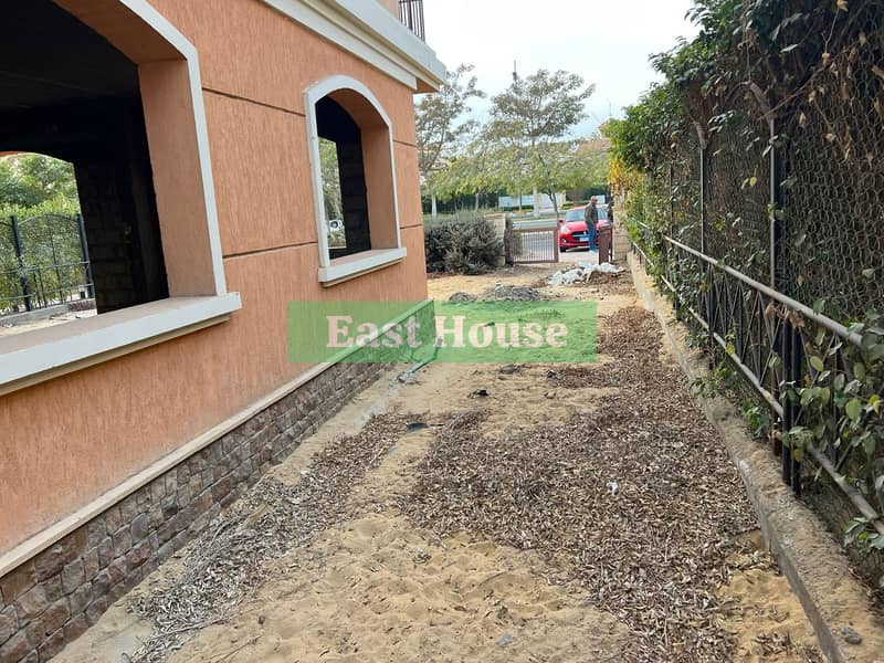 8 2e759554-5007-46ff-8eed-027618d80766. jpg