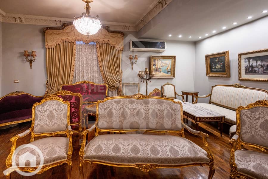 7 (7)IMG_2236-Edit. jpg