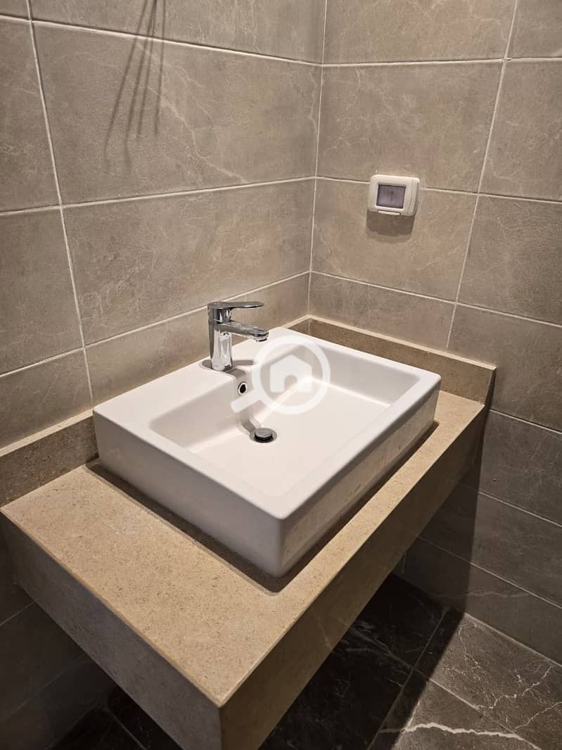 8 WhatsApp Image 2025-11-10 at 4.56. 05 PM (2). jpeg