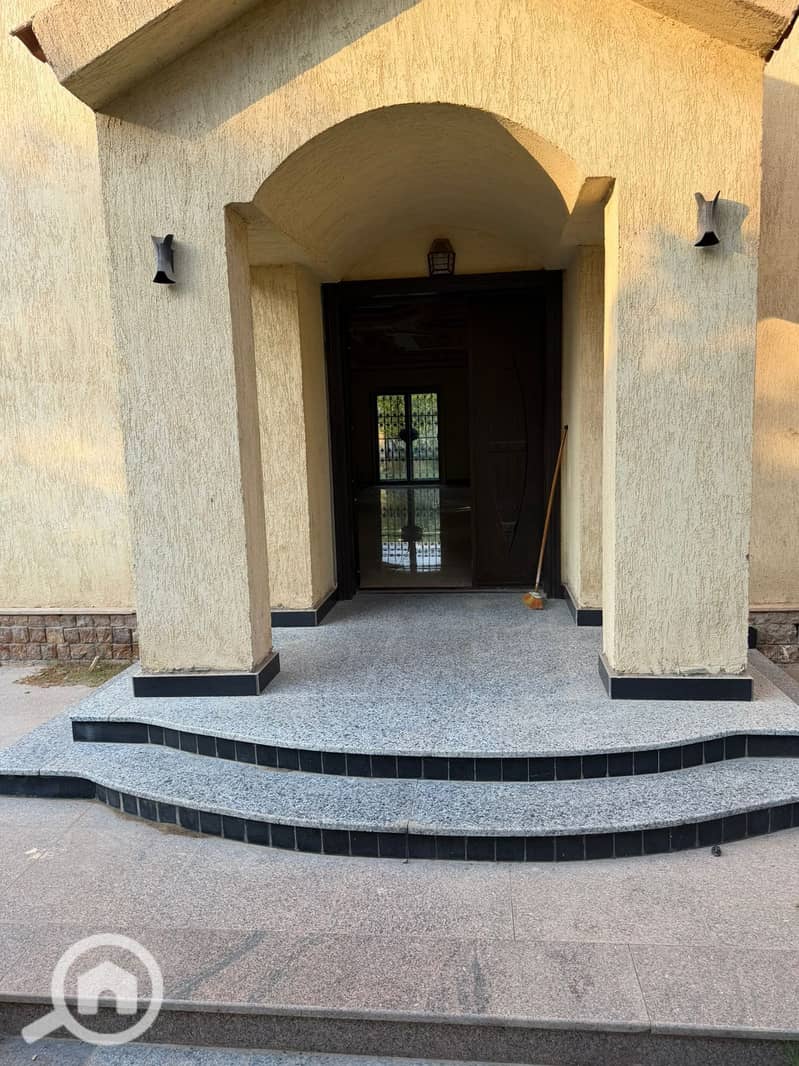 16 7f1afdaa-bdb9-4596-a373-5f10910b9f53. jpg