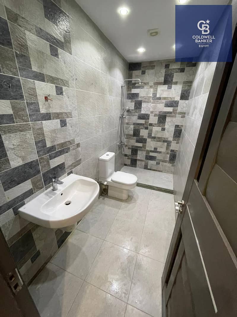 13 c09624ab-f95e-4a4e-a983-53a95869e756. jpeg