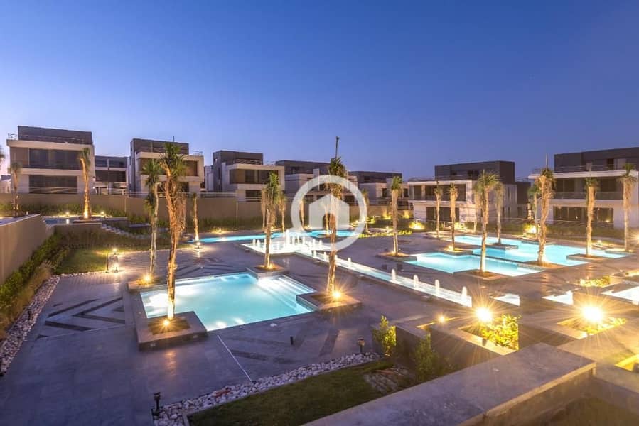 5 2cc77ddb-5686-4906-8d10-cc8f9eed9344. jpg