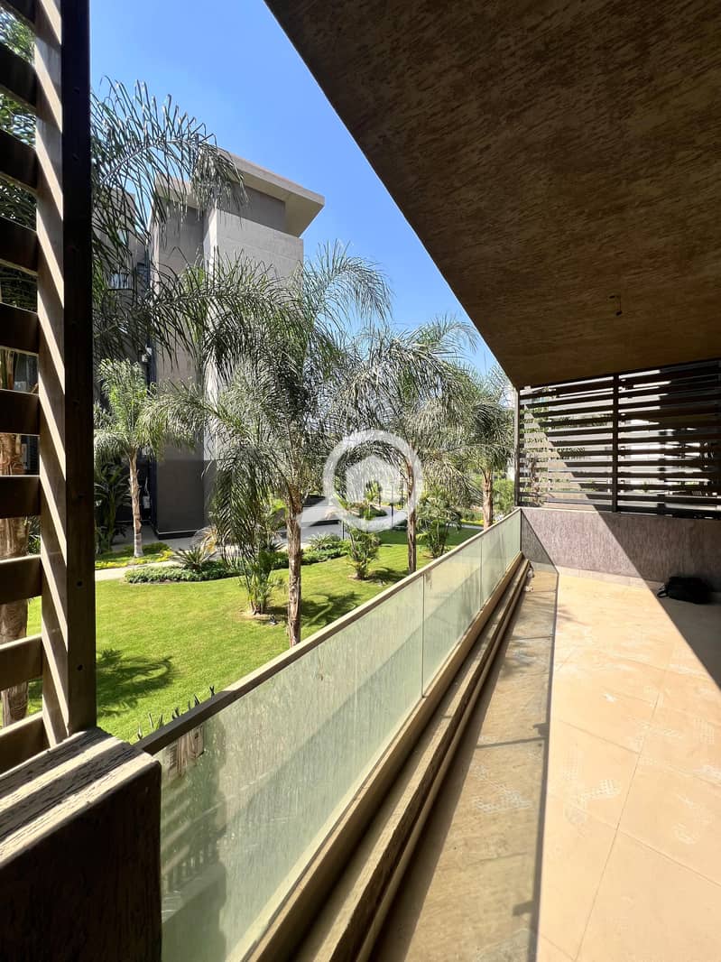 4 WhatsApp Image 2025-10-06 at 6.34. 07 PM (1). jpeg