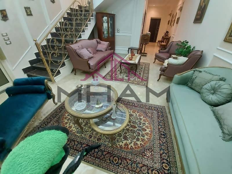 4 photo_5787238028299406276_y. jpg