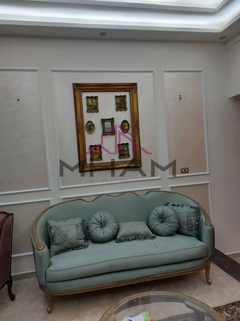 19 photo_5787238028299406291_y. jpg