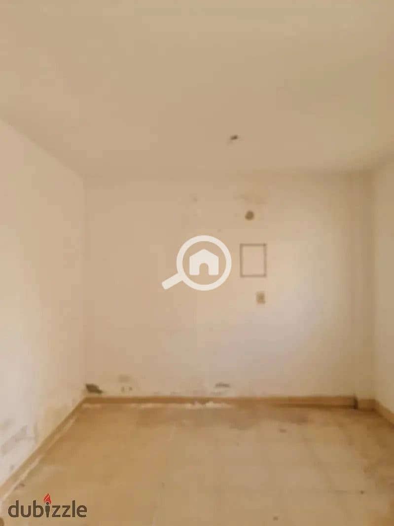 5 6585eff7-1418-4806-9886-e910e3b18a2a. jpg