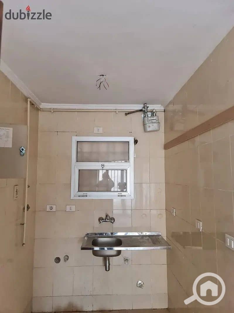 7 99c2d6ff-e262-404c-884d-7fc37c6f7385. jpg