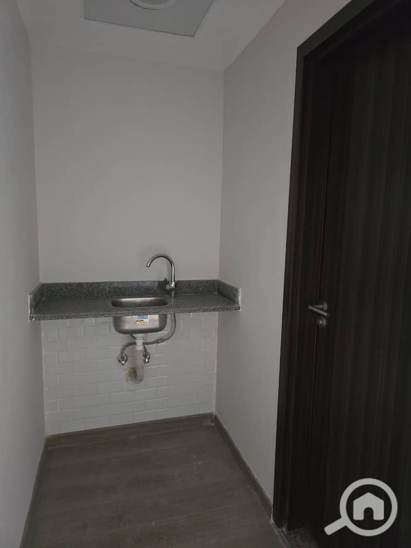 9 IMG-20251110-WA0082. jpg