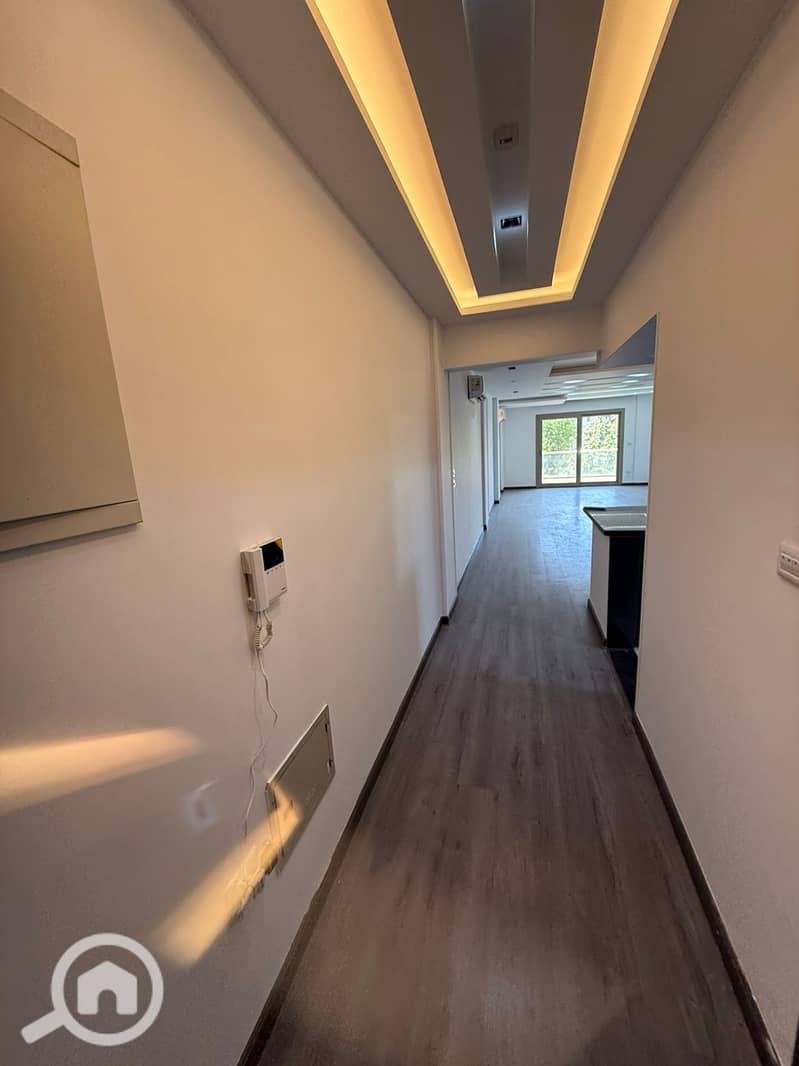 6 WhatsApp Image 2025-11-10 at 1.38. 41 PM (1). jpeg