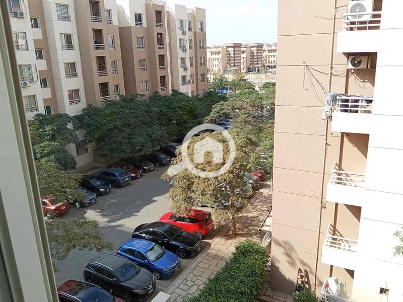 5 9d42afaf-dbb7-4d0b-9a53-fcc27dae1619. jpg