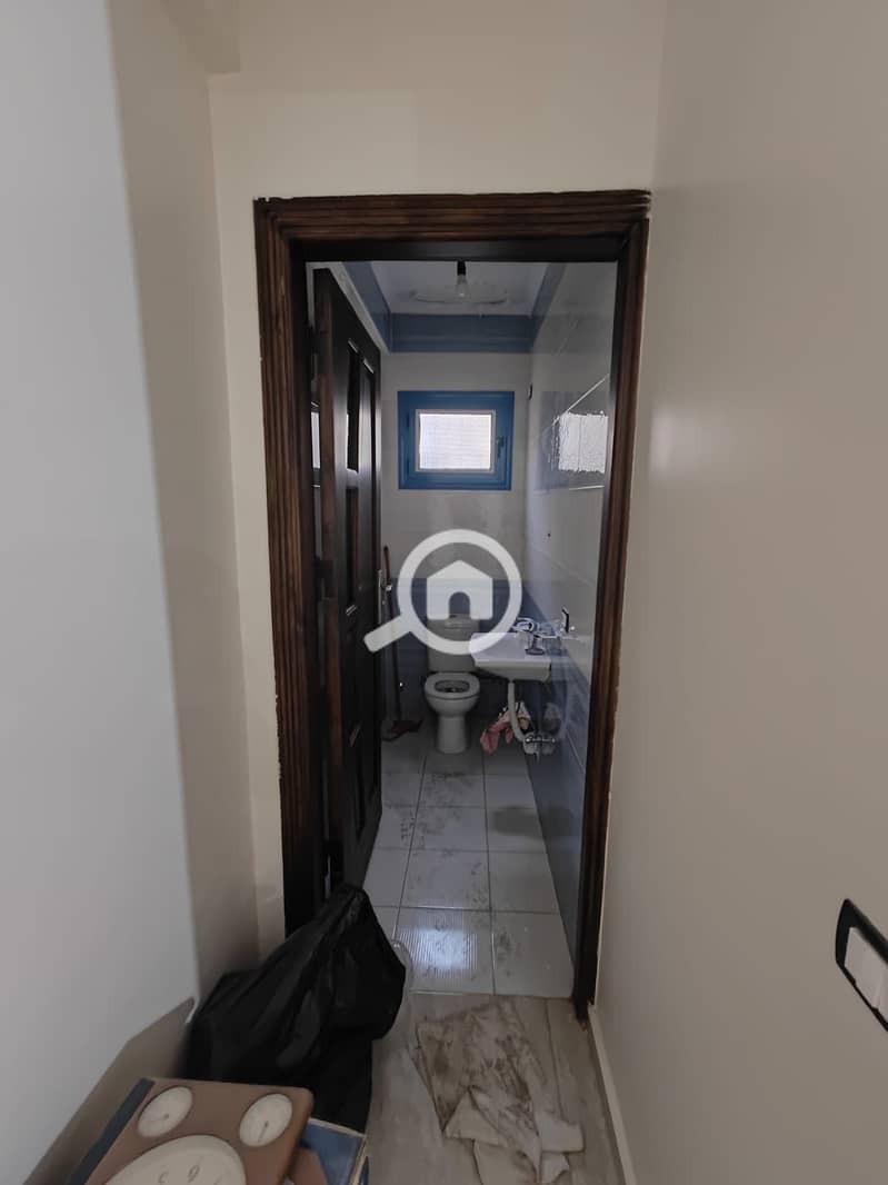 3 WhatsApp Image 2025-11-10 at 2.31. 31 PM. jpeg