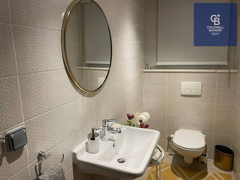 14 a97b04aa-23f9-43de-b0de-a62b38fa016b. jpeg