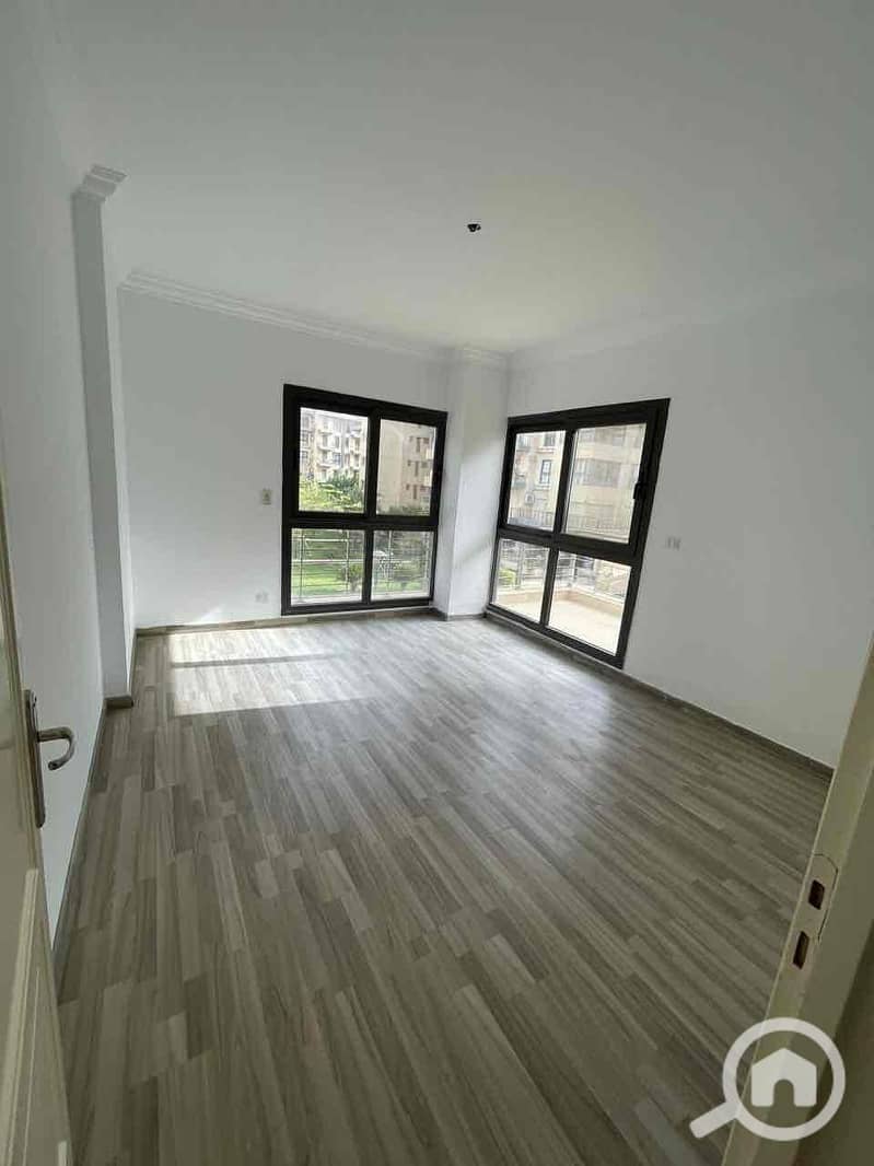 4 3e11463d-c826-4bd0-9353-32f16aeb0336. jpg