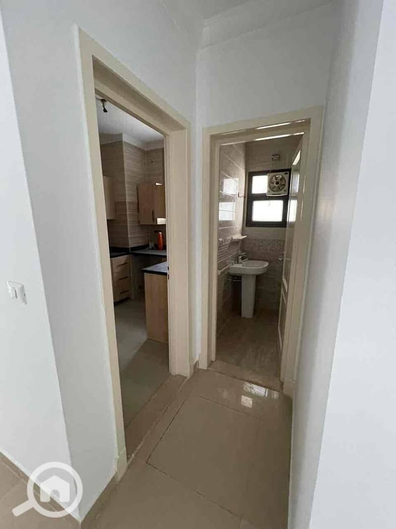 9 9278091d-3883-4107-9842-5615037d478d. jpg