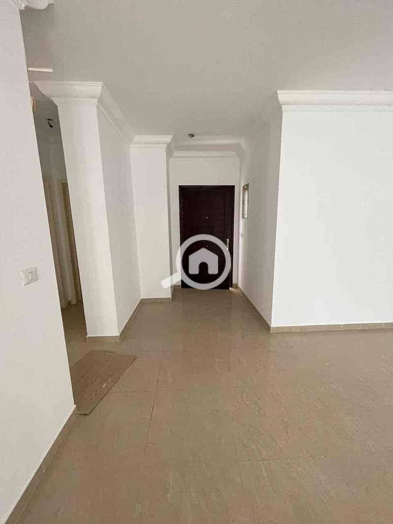 12 f6a21ad4-e69d-45cd-85cc-aafe566c6226. jpg