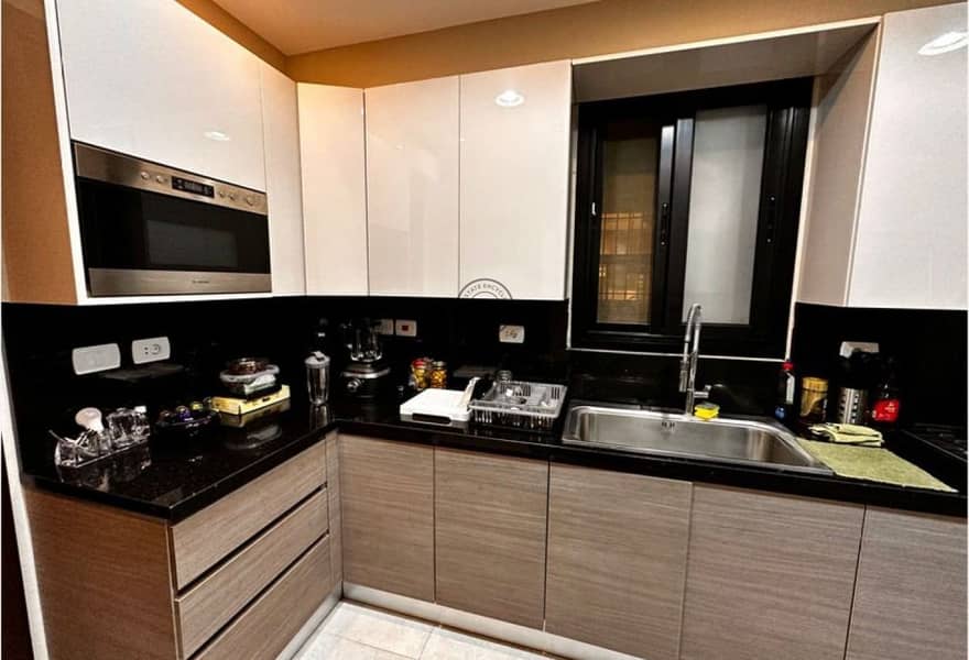 7 a47fdd06-bbc0-4b10-8115-312e3bf66708. jpg