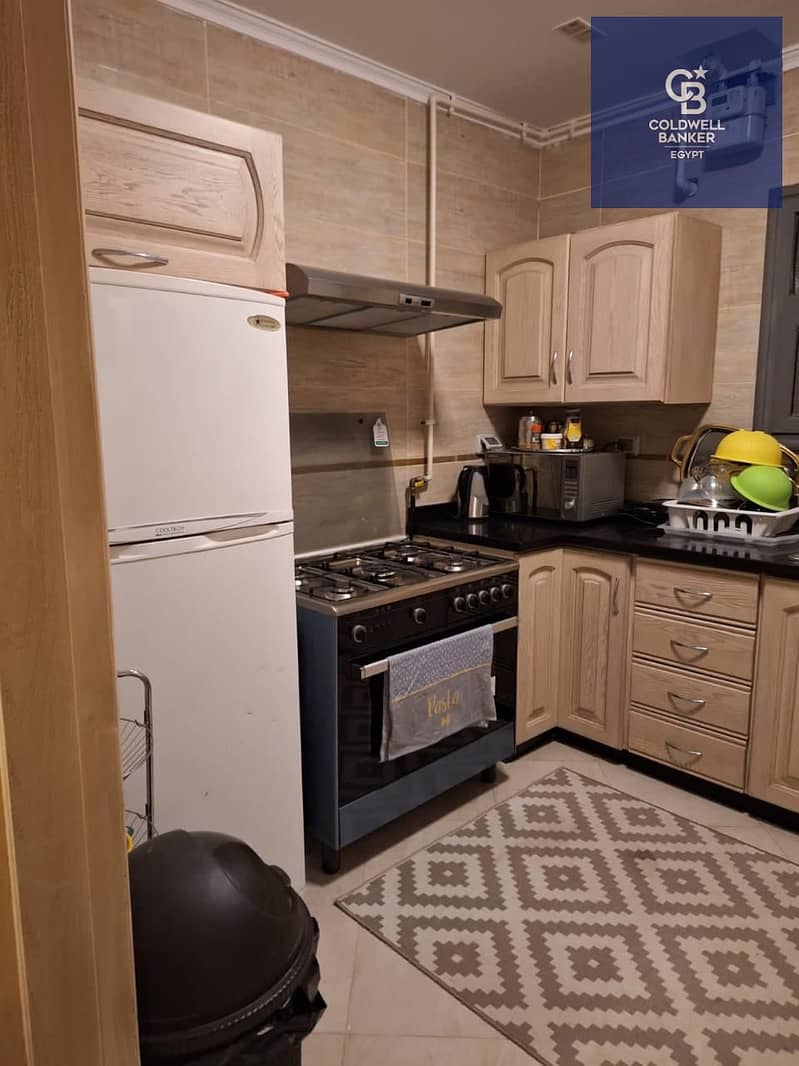 10 993a12d2-a168-44b3-a412-bee1f307dc6b. jpeg