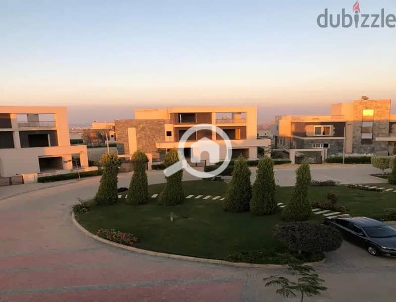 13 77177267-800x600. jpg