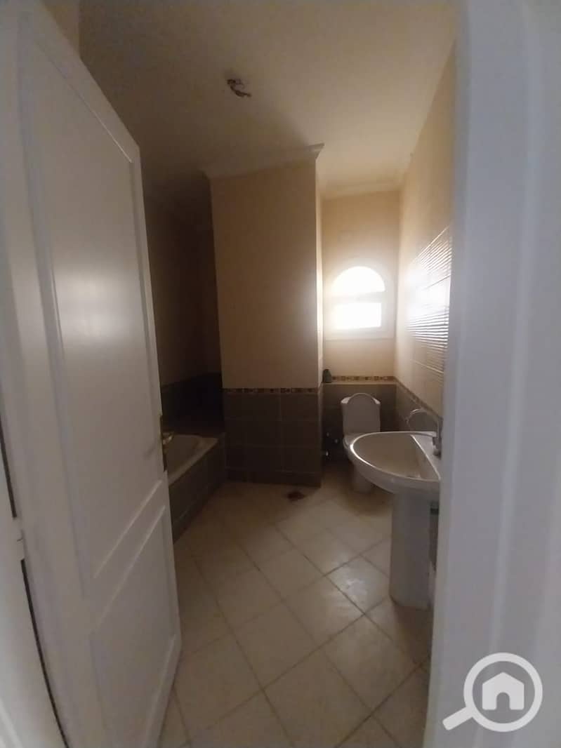 25 WhatsApp Image 2025-11-08 at 12.03. 48 PM. jpeg