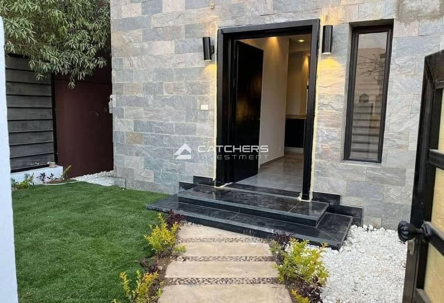 8 104912fc-976d-4c26-b534-1878960f2fd9. jpg