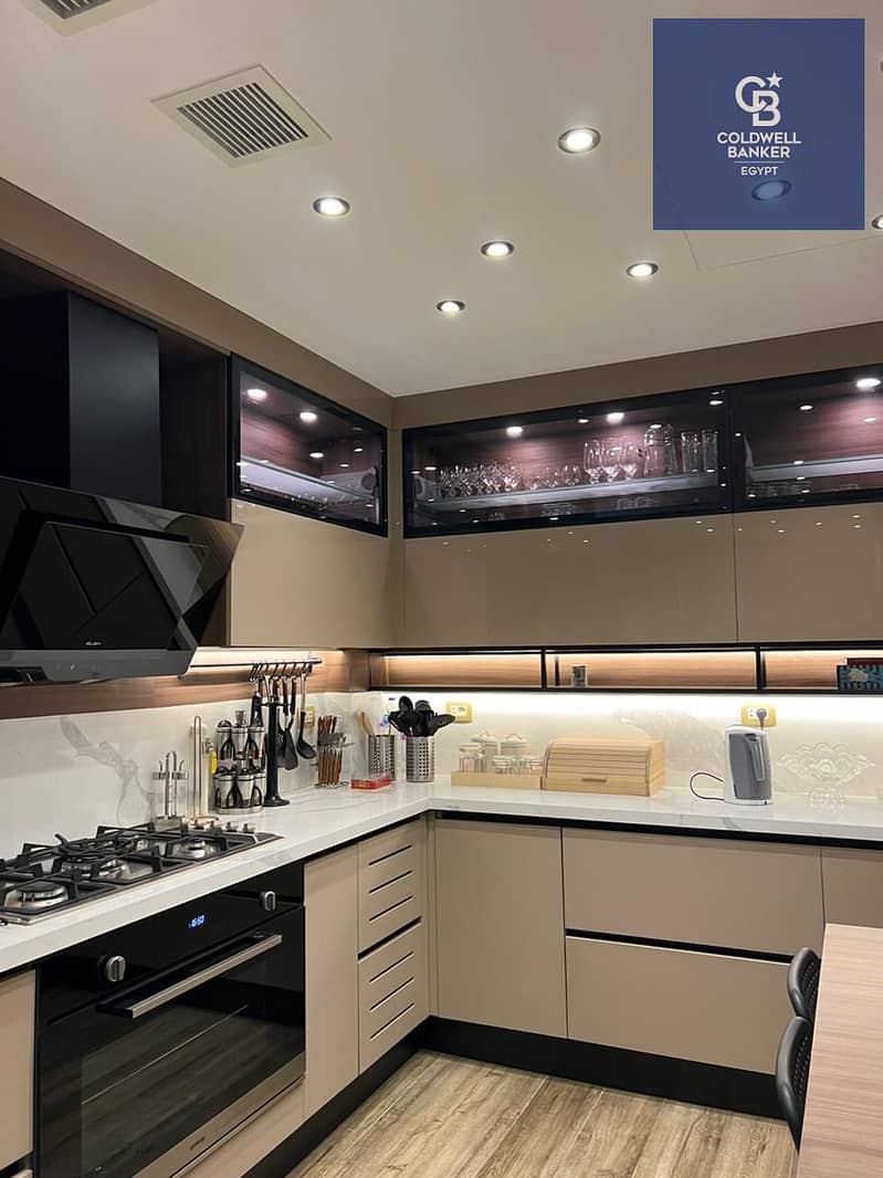 7 6179a909-d438-4892-a03b-566726065753. jpeg