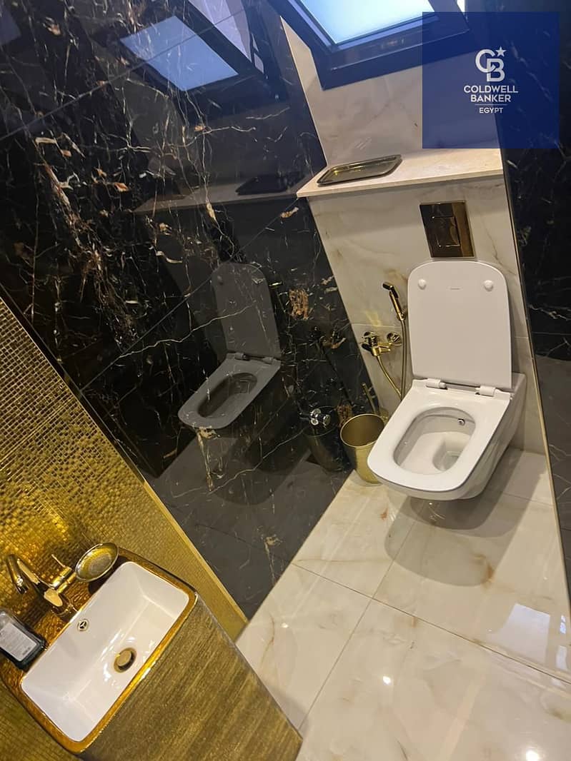 10 bbde0fcf-a042-4e32-8dd4-f806dffd3015. jpeg