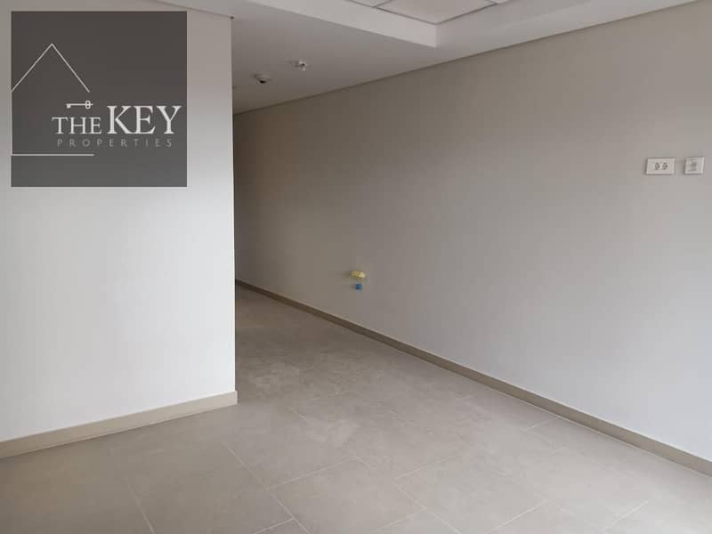 5 WhatsApp Image 2025-10-31 at 01.14. 39_f5164e41. jpg