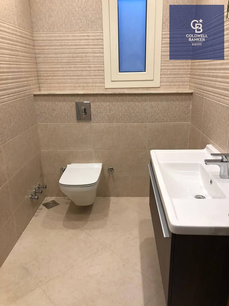 12 7a2364f1-afa1-4927-9fd3-9a176e954255. jpeg