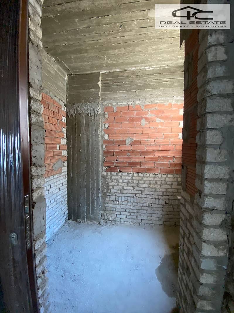 2 WhatsApp Image 2024-12-16 at 3.37. 22 PM. jpeg