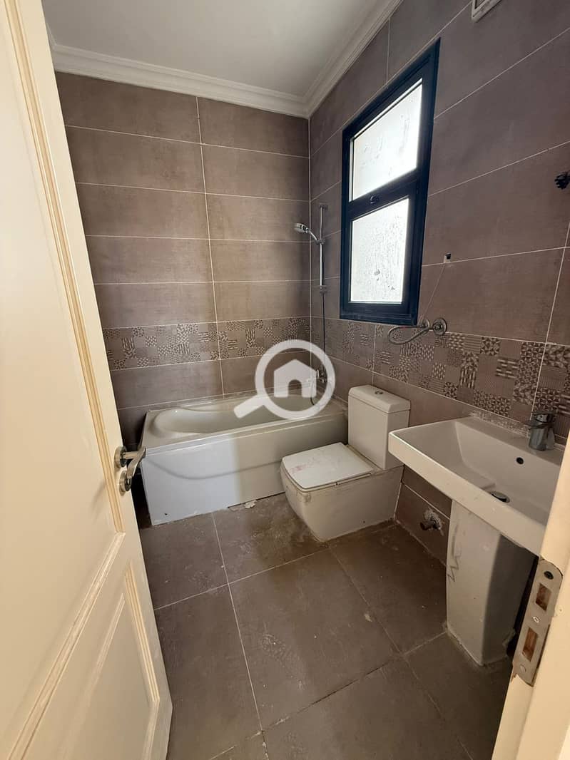 15 WhatsApp Image 2025-10-25 at 2.21. 39 PM (2). jpeg