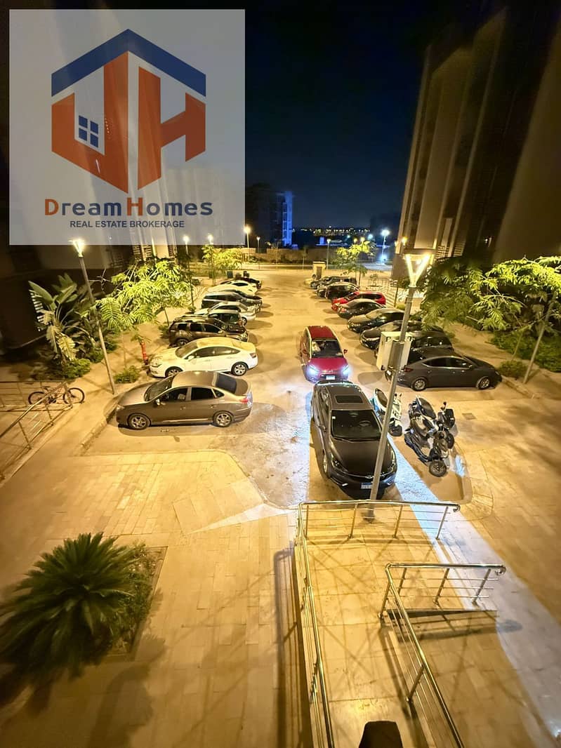 1942de67-0f72-4e1b-b852-f18e501ad8e1. jpg