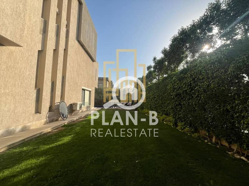 10 6bffc4a6-2868-40cb-8101-3f77eed68993. jpeg