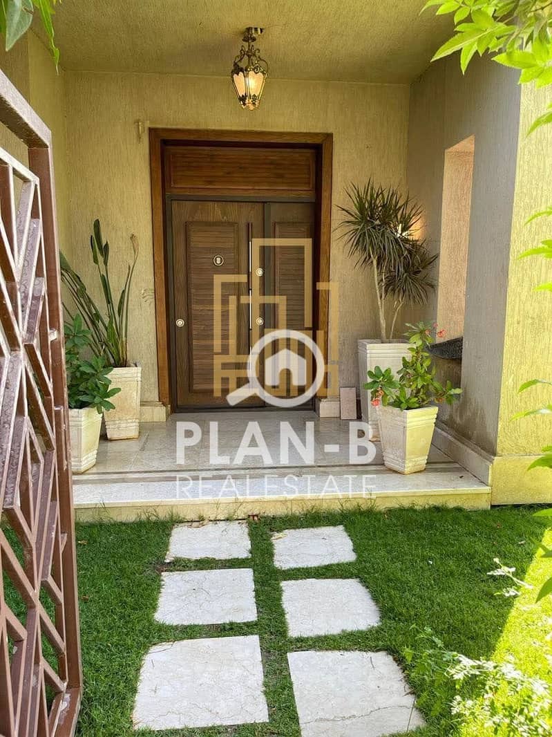 2 f82174c8-6515-4777-b3e2-369a01f8eef5. jpeg