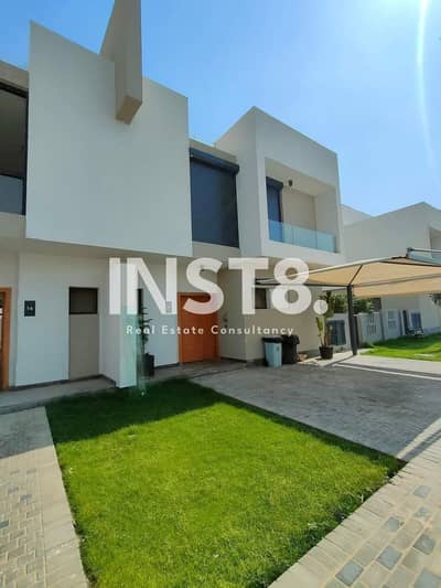 فیلا 3 غرف نوم للبيع في مدينة الشروق، القاهرة - 438969395_122138446766109035_3612794580481770682_n. jpg