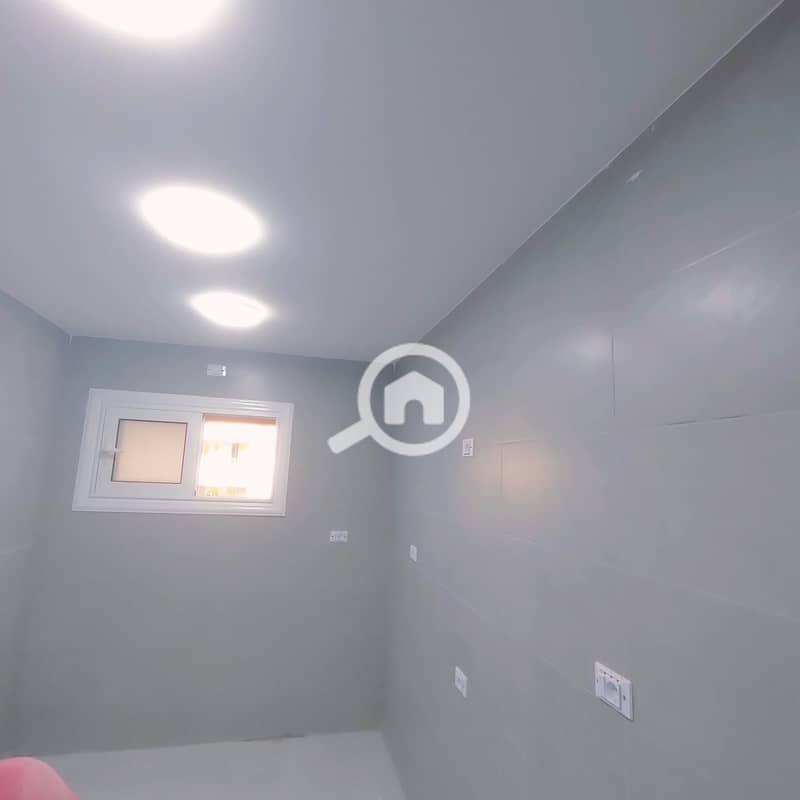 15 f9645057-b5e8-45d4-9b1d-f88f88f08c3e. jpeg