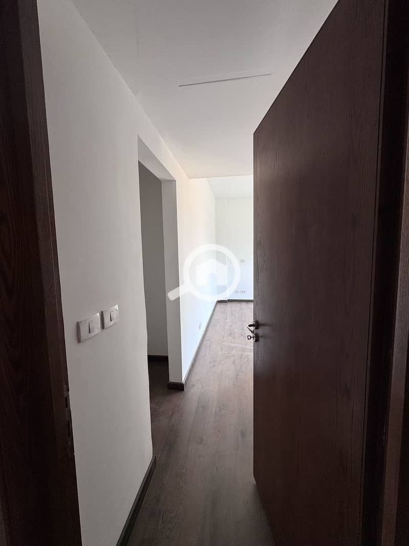 18 WhatsApp Image 2025-03-08 at 1.29. 15 PM. jpeg