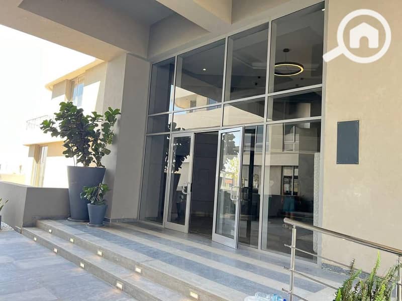 5 3e1876f5-cd24-4309-91ea-140345ac6b03. jpeg