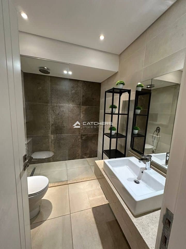 6 570643569_1241556747814883_8069525116356937585_n. jpg