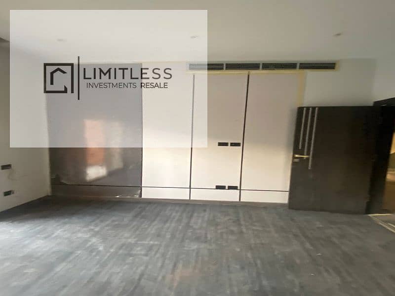 11 WhatsApp Image 2025-11-05 at 8.01. 13 PM (1)_800x600. jpg