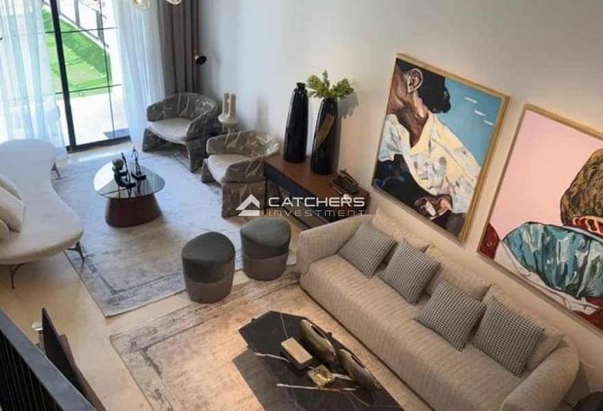 11 9048c43d-9c32-4b34-a333-c60e5bd112f8. jpg