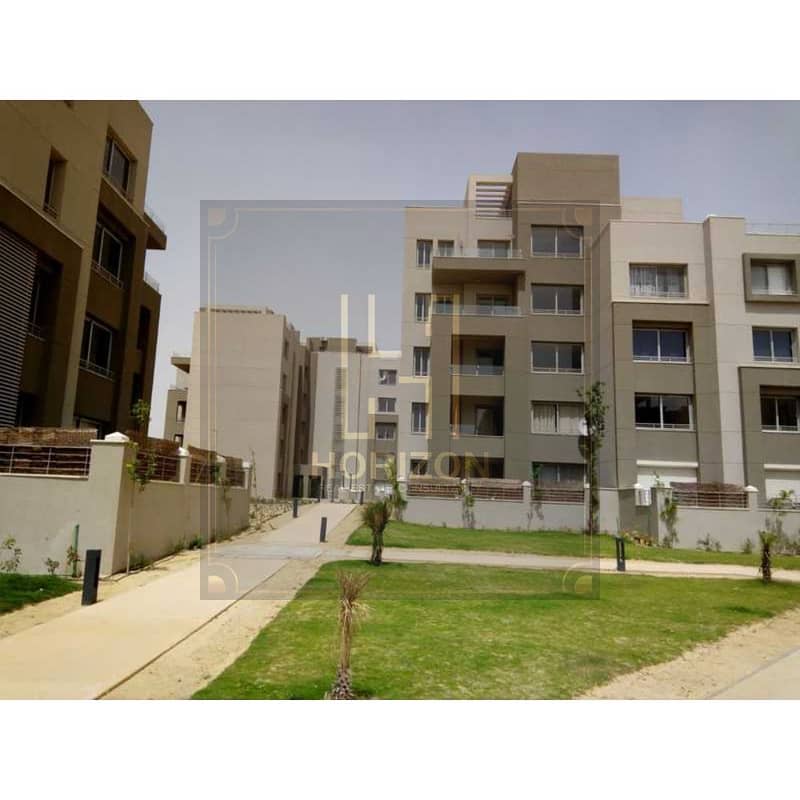 6 كمبوند-ذا-فيلدج. jpg