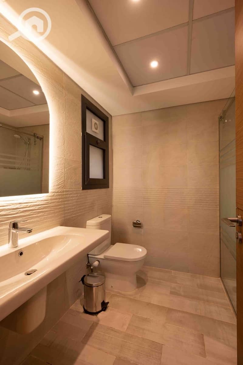 6 45fcd8c4-16fa-4332-9677-0e598ced03b2. jpg