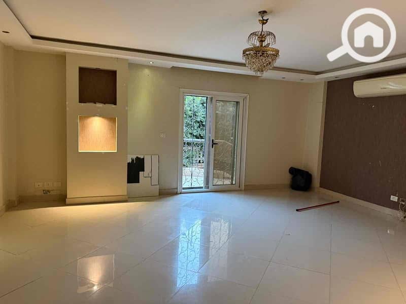 9 409d77ca-9f0d-4820-a743-0eadead17679. jpg